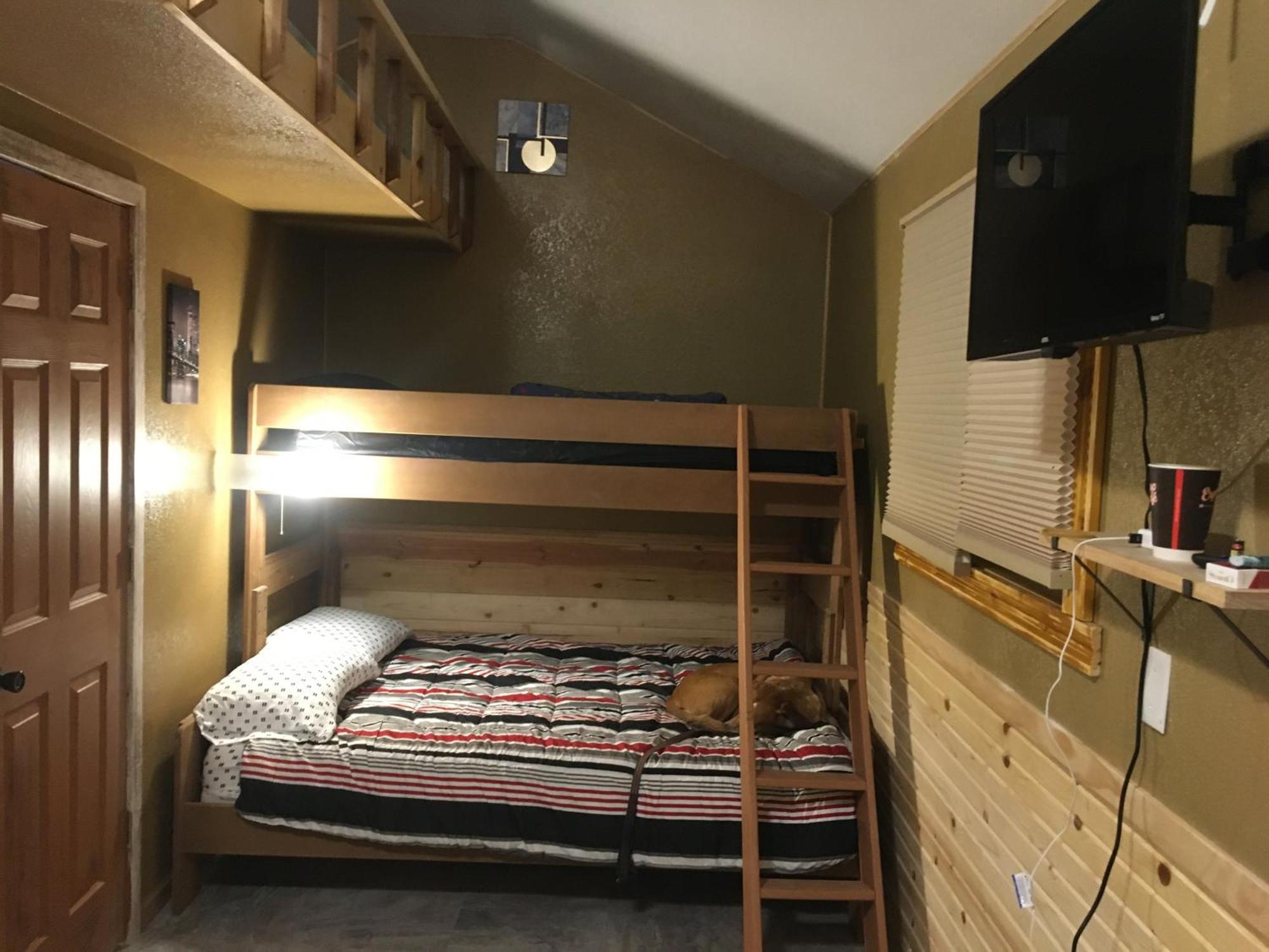 New Cabin 1 Car Rental Available Custer Exterior foto